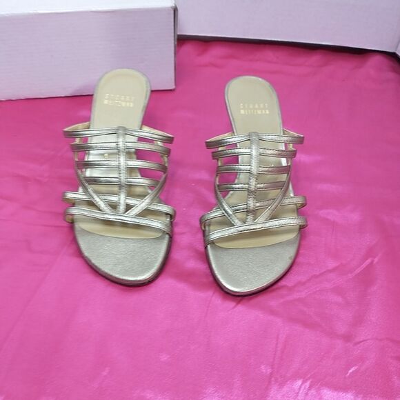 STUART WEITZMAN Women's SZ 4M Gold Sandals . Condition is Pre-owned - Picture 9 of 11